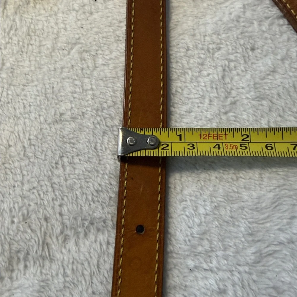 1 set of Louis Vuitton leather straps